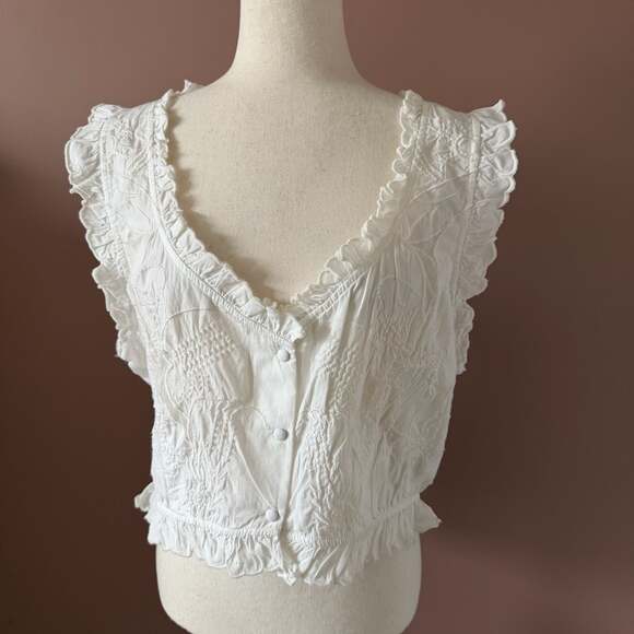 Free People Tops - Free People White Embroidered Ruffle Button Front Crop Top XL